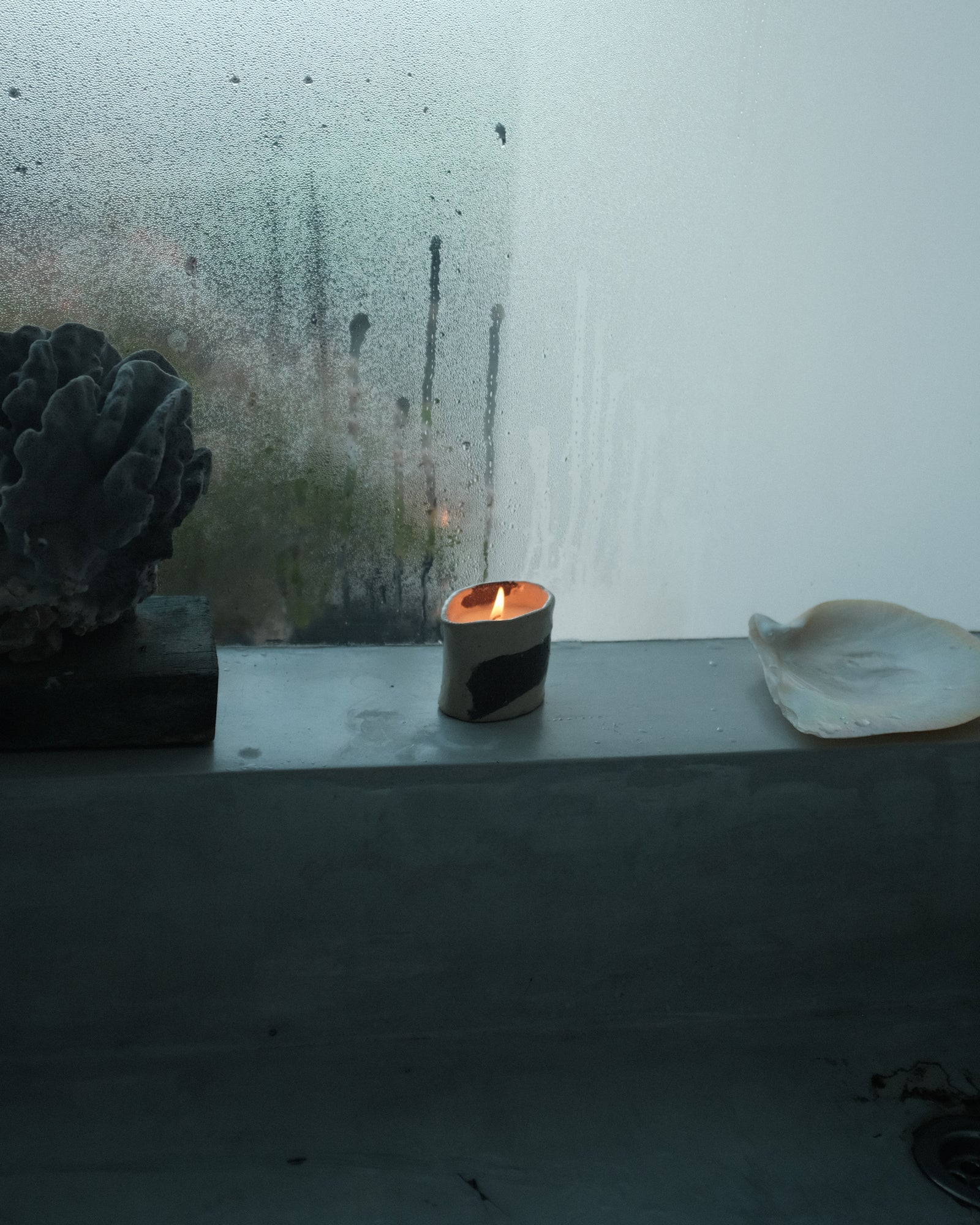 Body Oil Candle x Artist ANNA RIESS