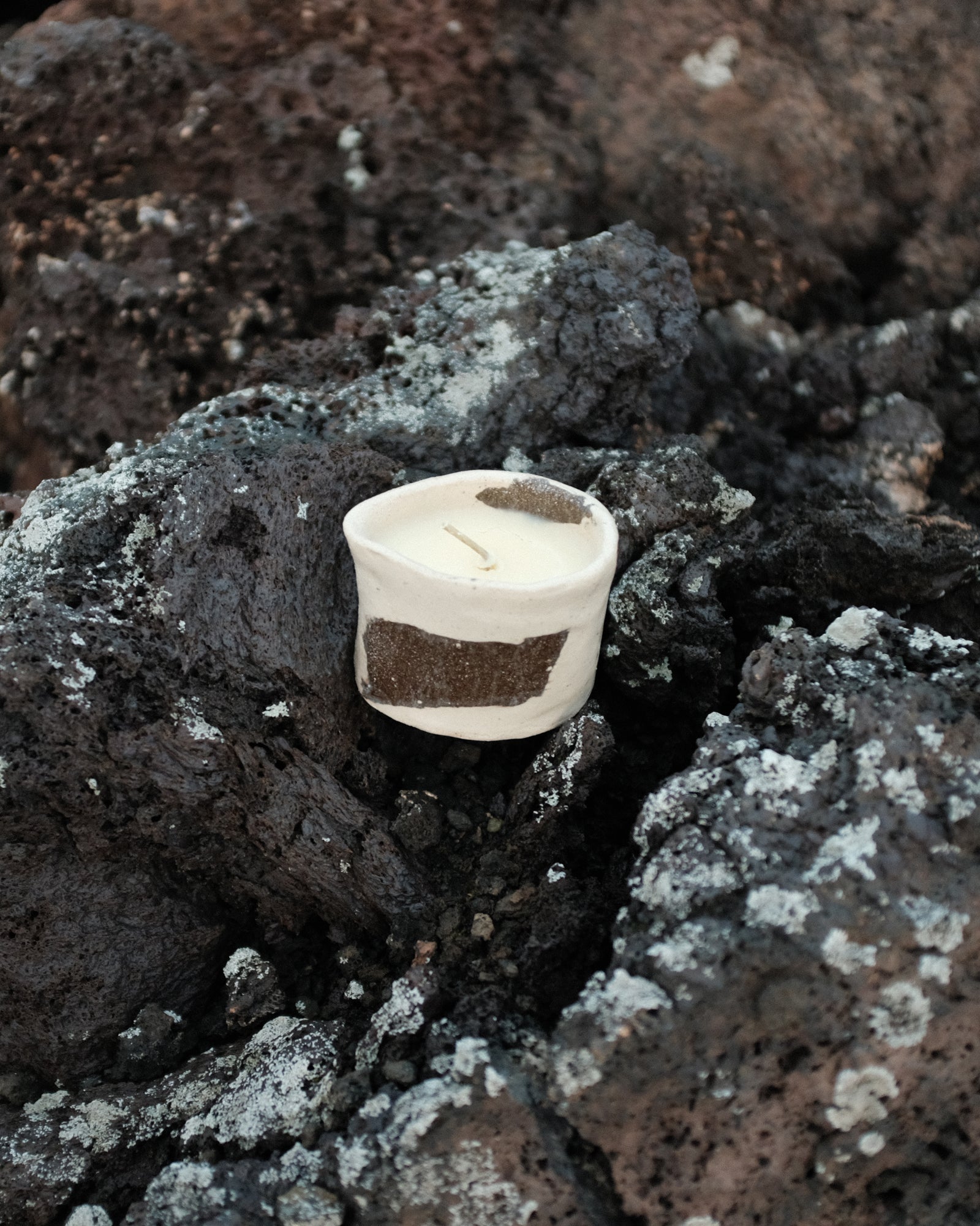 Body Oil Candle x Artist ANNA RIESS